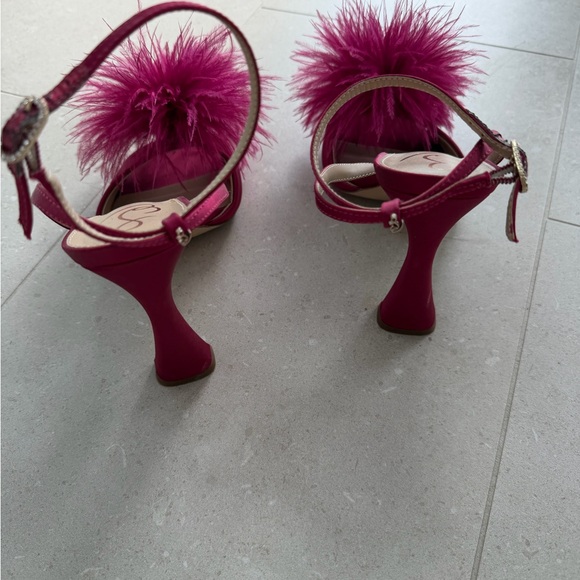 Sam Edelman Fuchsia Feathered Heels - Picture 3 of 7